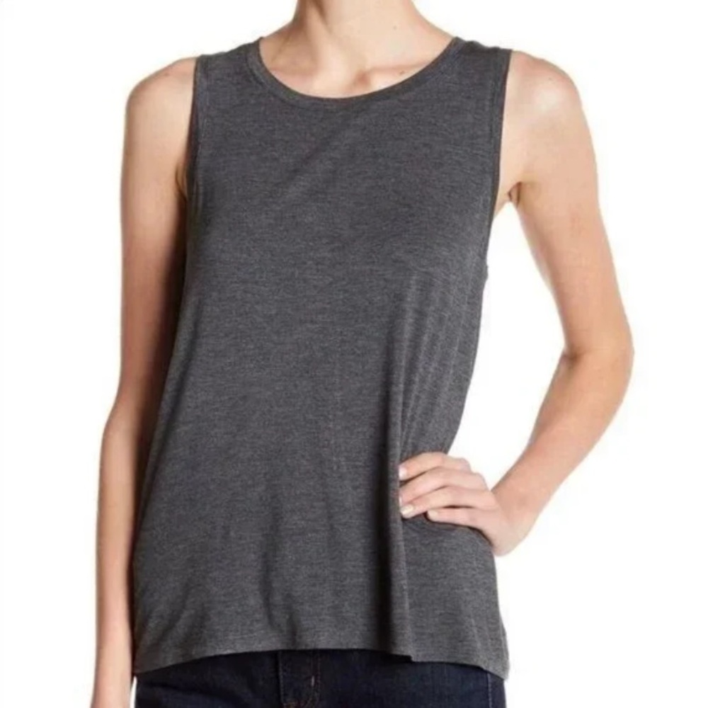 HALOGEN Sleeveless Tank in Dark Heather Gray Size LARGE
